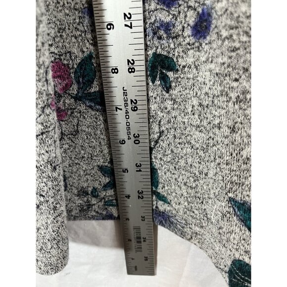 Lane Bryant Women’s 18/20 Gray Floral Long Sleeve Long Length Blouse - Picture 8 of 9